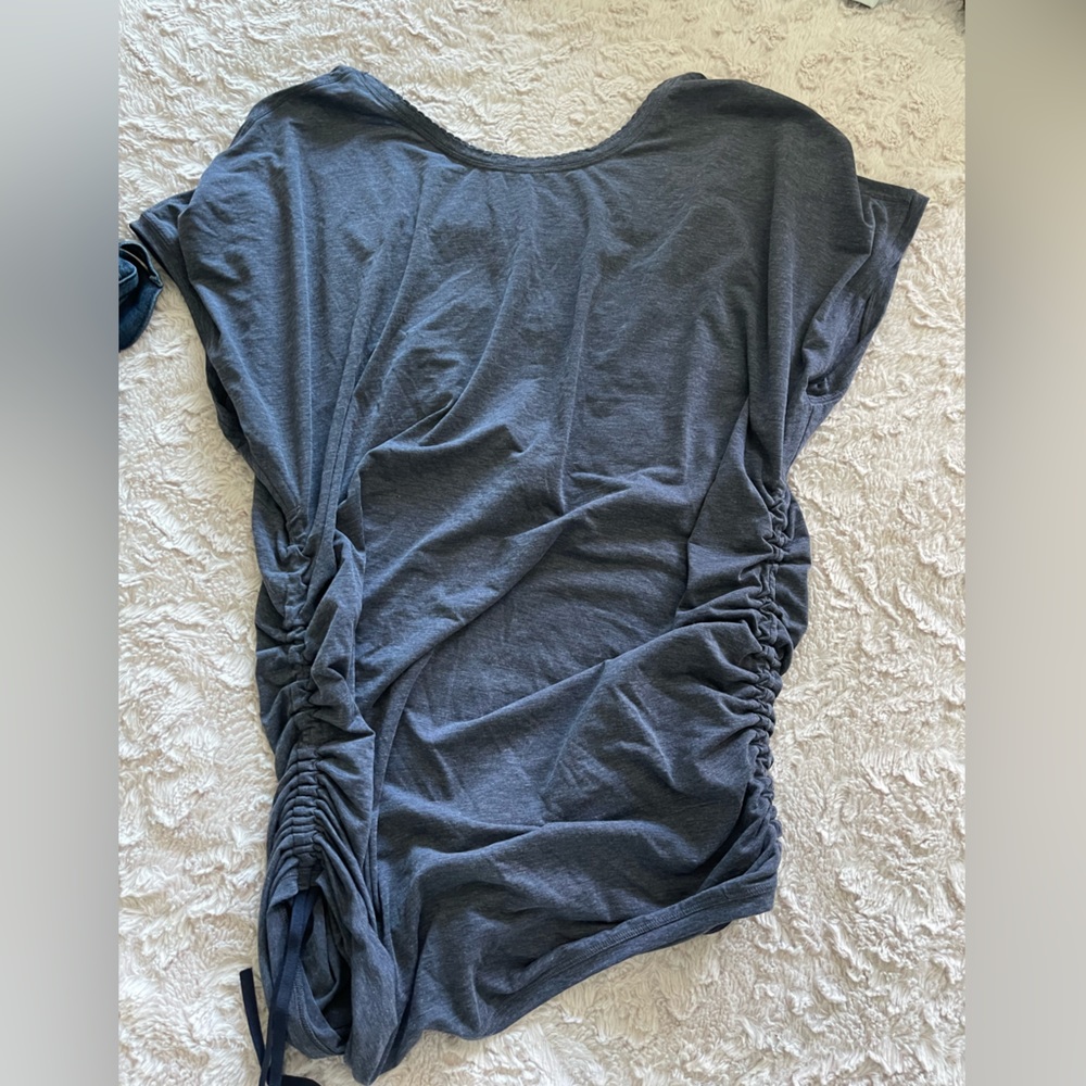 Lululemon top